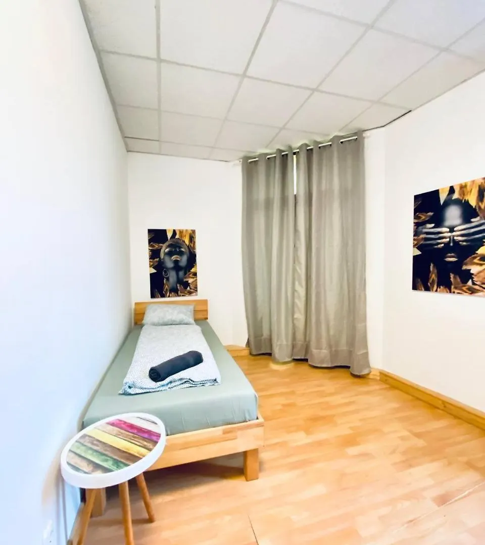 Comfortable Room In The 23Rd District Of Vienna Fr2 0*,